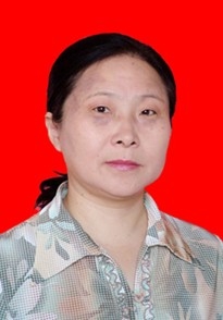 李琼