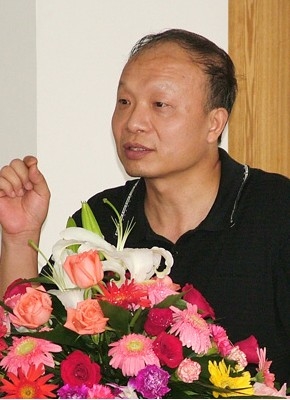 郑曙翘