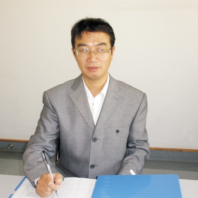 李根宝