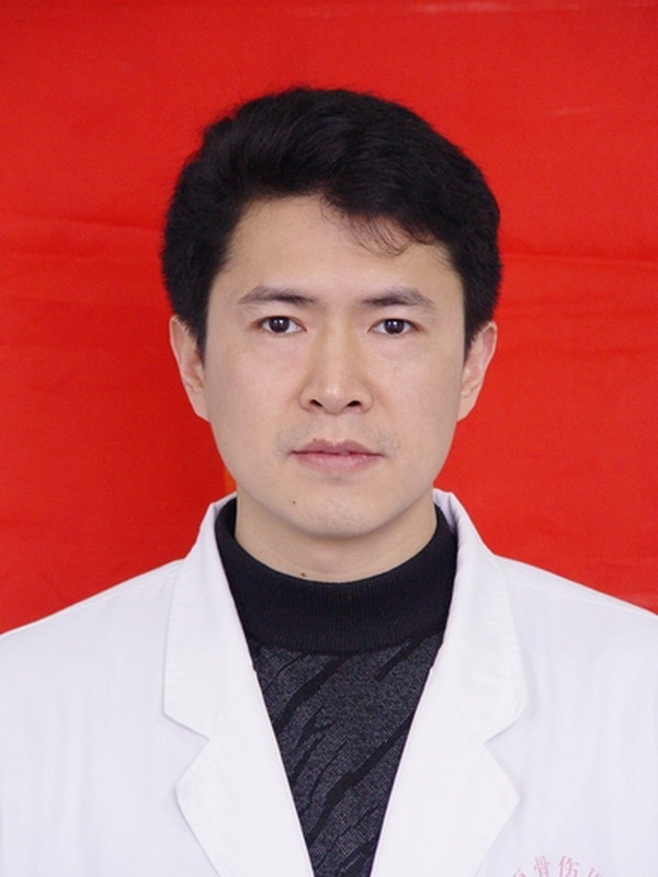杨昆