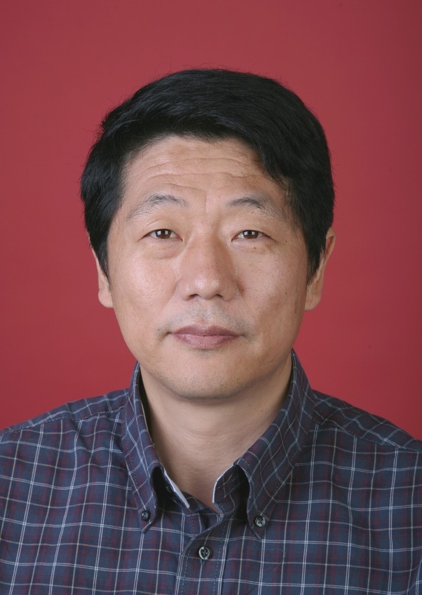 谭东