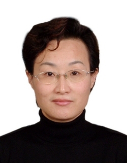 李彩霞